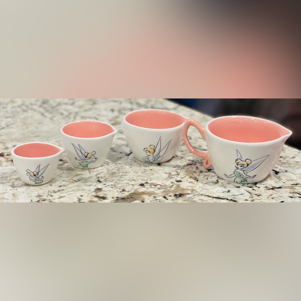 NWT Rae Dunn Tinkerbell Measuring Cups with pink handle & interior - Picture 5 of 5